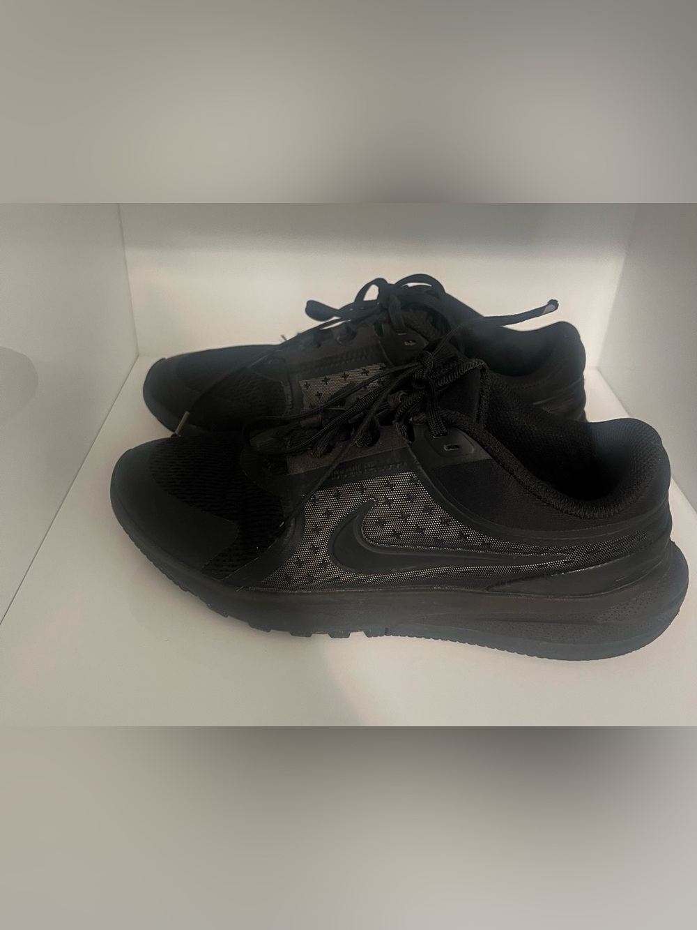Nike Downshifter 9 Black Running Shoes 4.5y